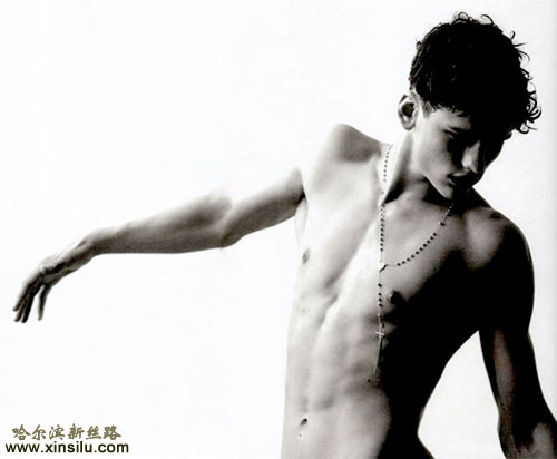 ��ģSimon Nessman