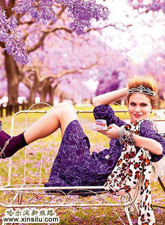 ����ģ��������ɫ����Ƭ