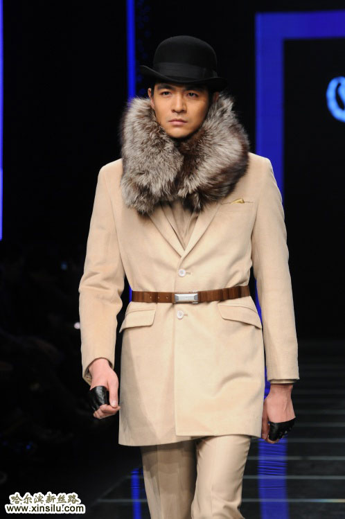 �����ġ���Ӣ�����塱