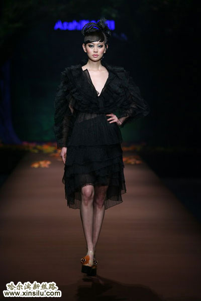 �񻯳����峬������