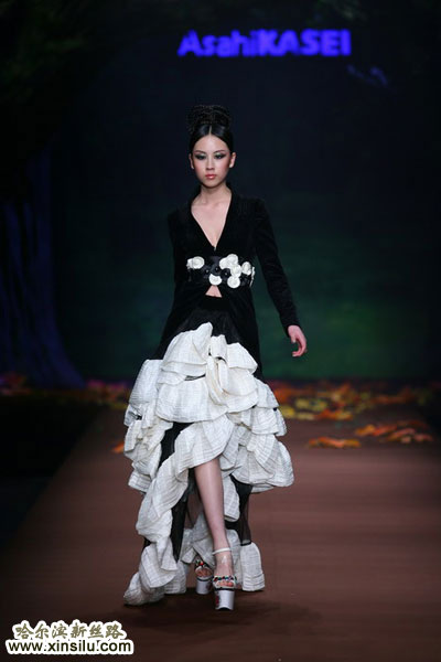 �񻯳����峬������