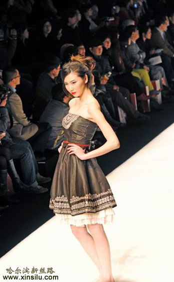 ��ģ������