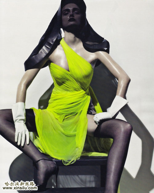 Ӣ�׳�ģ�ٵ�VOGUE