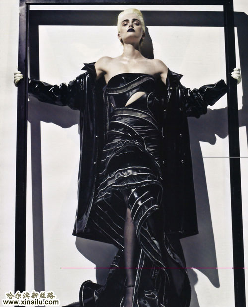 Ӣ�׳�ģ�ٵ�VOGUE