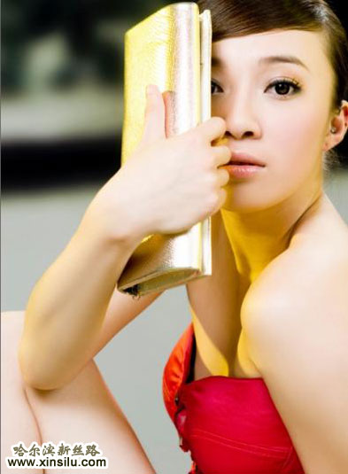 ������ģ����չ¶ͷ��