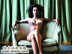 ģ�ؽ�ķ���Ů��