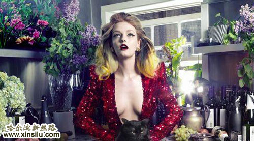 ����ǡ���˹��