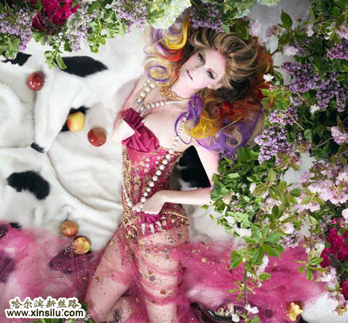 ����ǡ���˹��