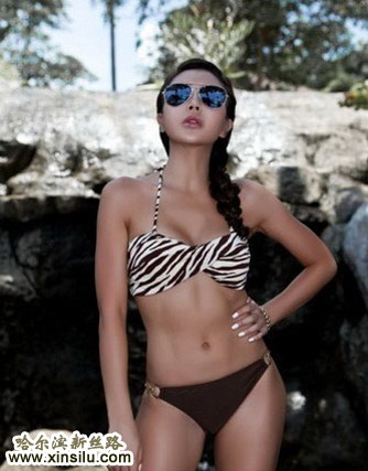 37��Ů�ǻƻ�Ӣ