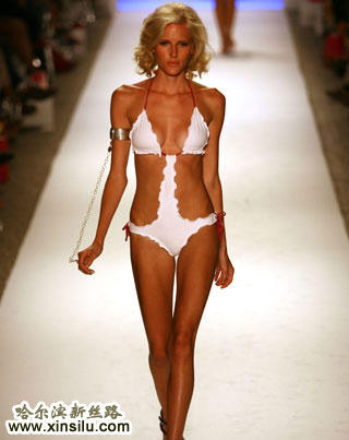 �~����Ӿ�b�L