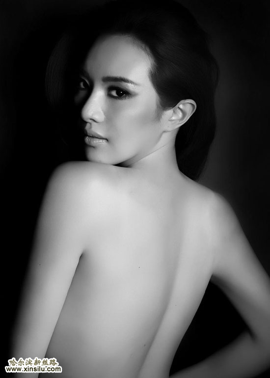 Ů�����������д��