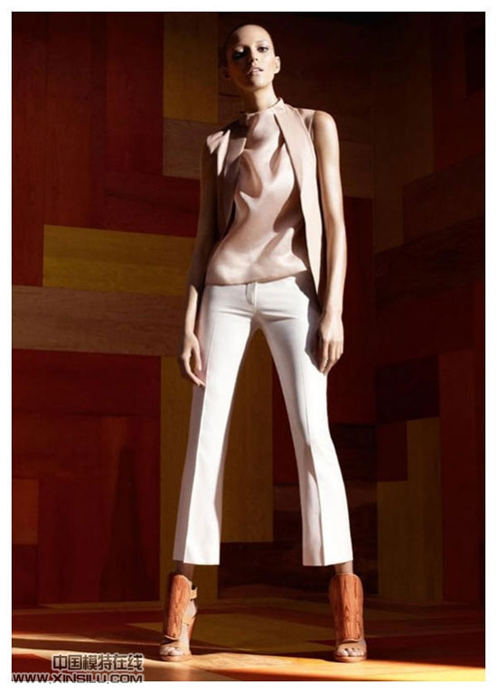 ��ģ���š�¬��