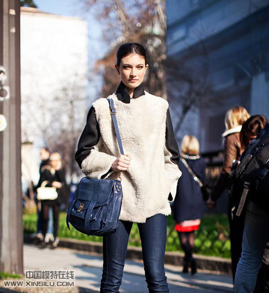 �������³��