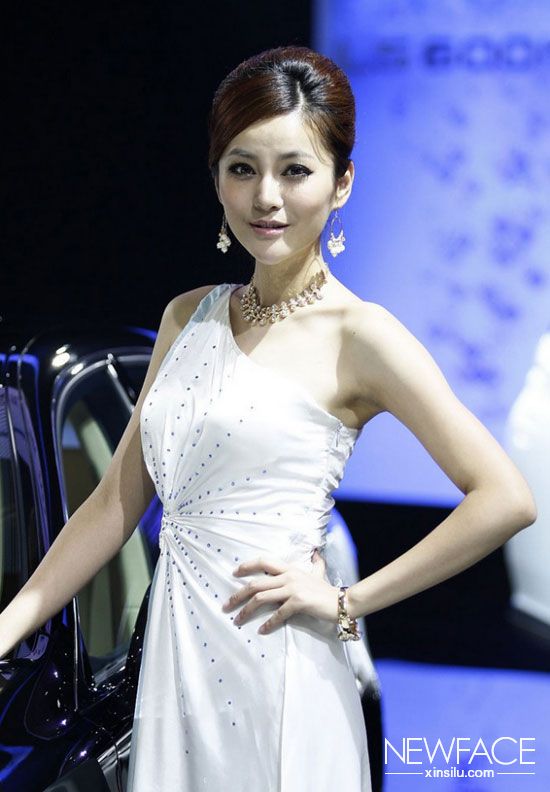 2011�Ϻ���չ