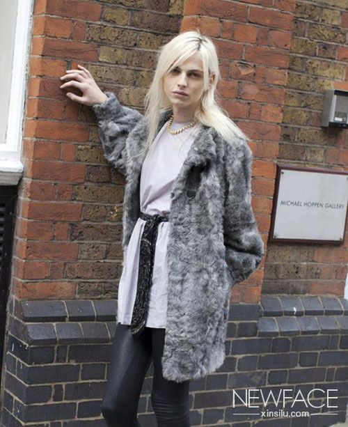 �����ҡ���֥