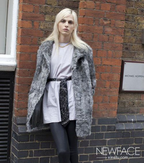 �����ҡ���֥