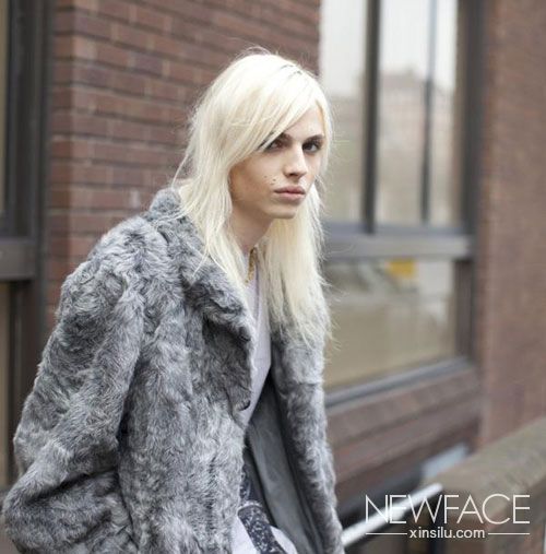 �����ҡ���֥