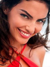 意大利泳装宝贝阿里萨-米勒写真