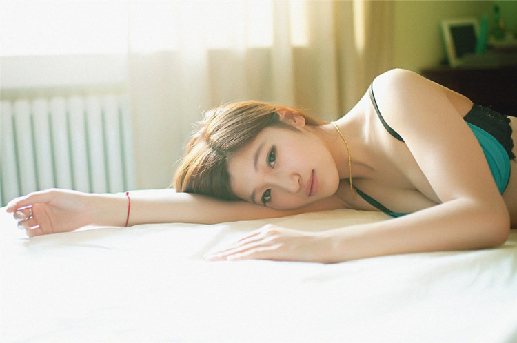 ������Ȼ���д���Ƭ