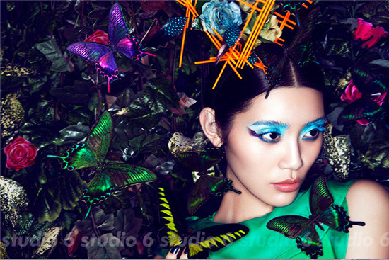 ��ģ������������ױ��Ƭ