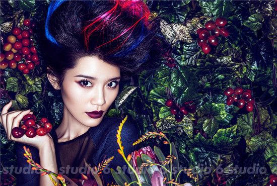 ��ģ������������ױ��Ƭ