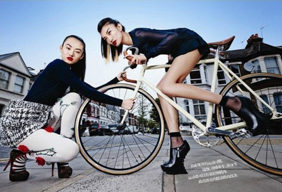 ����׳�ģ���ε��ſ��Ƭ