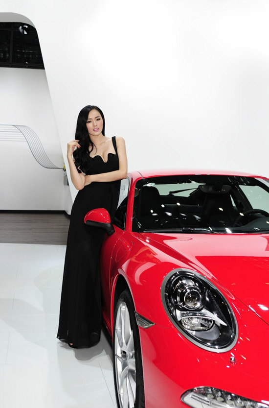 ����׸�֪��ģ������������ʳ�չ