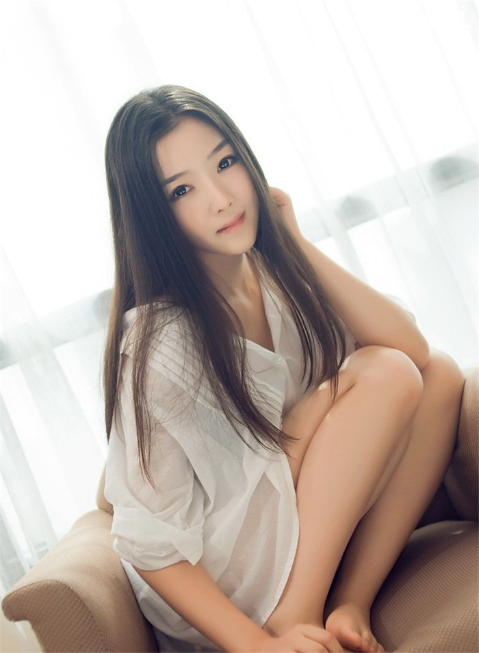 ��ģ�����Ըл�������д���Ƭ