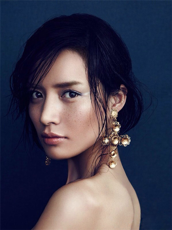 ��ģ�����ɫ�ļ�������Ƭ