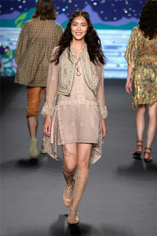 ��ģ���������������㳡