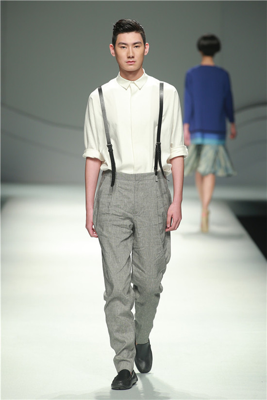 ��ѧ��ģ����ҫ�й�����ʱװ��