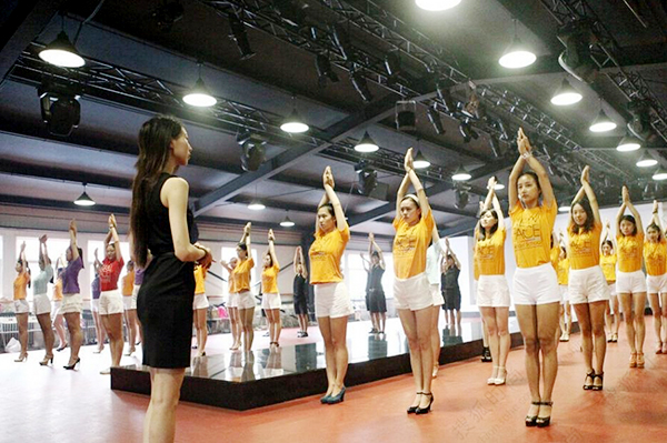 表演专业文化课 2015081416255769.jpg