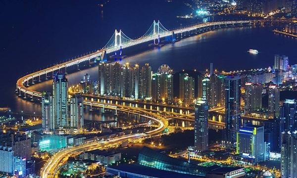 美女外流 韩国大学招收中国模特本科生