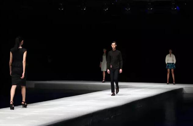 ��ģT̨����Ҫע��ʲô����ģ��װ������ô���ã�