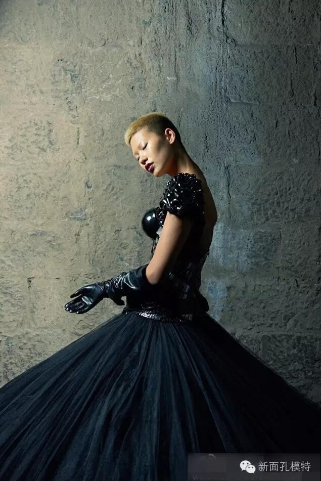 新面孔模特颜禹博