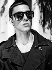 ��Ĺ���棺��ģChris&nbsp;Petersen��������ʱװ��Ƭ