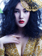 ����Ů�˻������Ϯ����