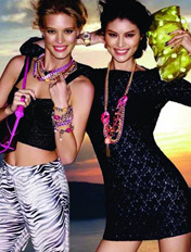 何穗Folli Follie都市俏皮撞色风潮