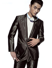 男模赵磊演绎儒雅男人味