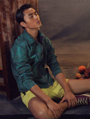 新面孔超模赵磊拍摄时尚大片