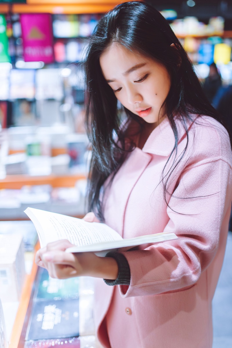 ���ĳ�Ư����ͼ��ݹ�����Ů