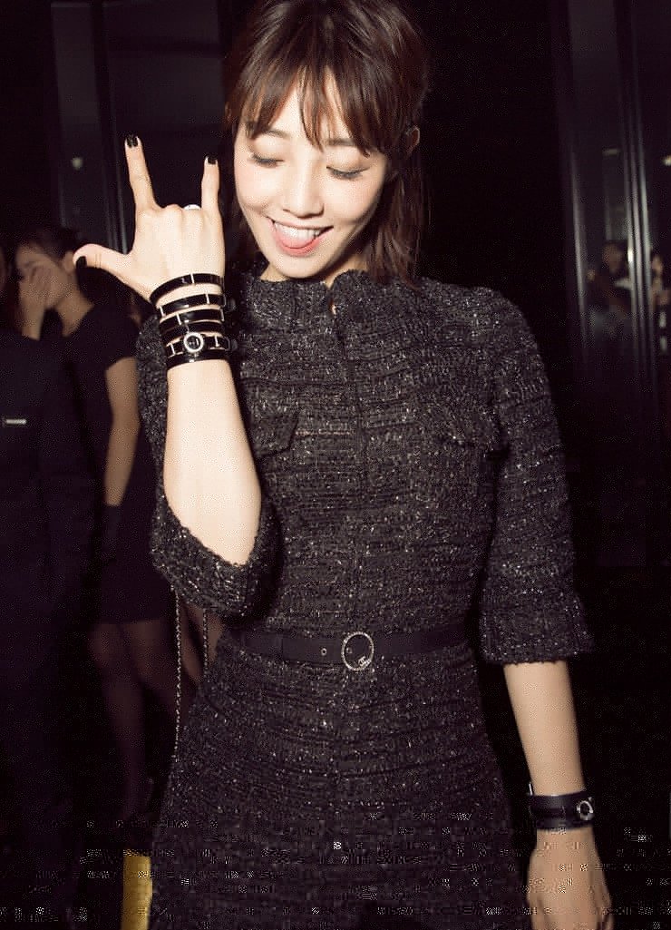 �װٺγ�ϯʱ�л