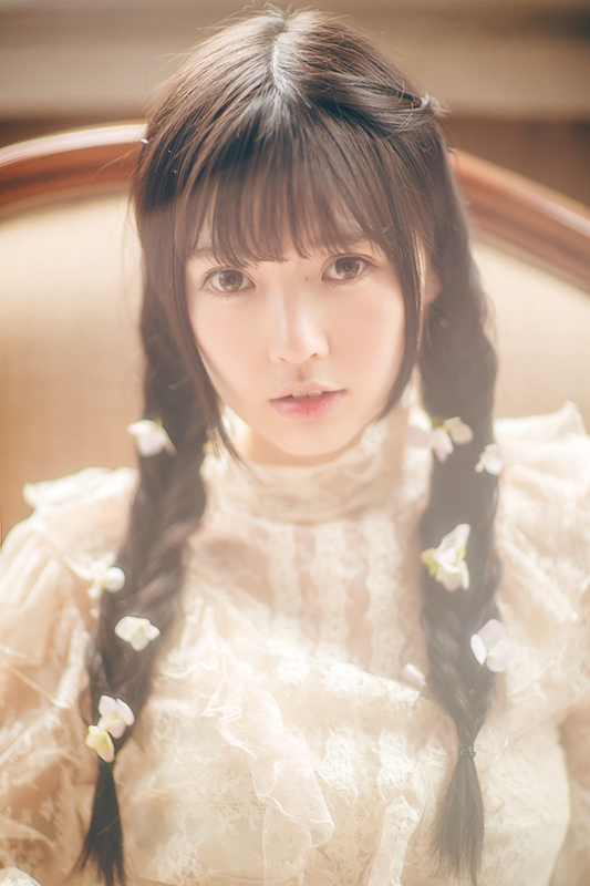 ����˫��β�����������Ů