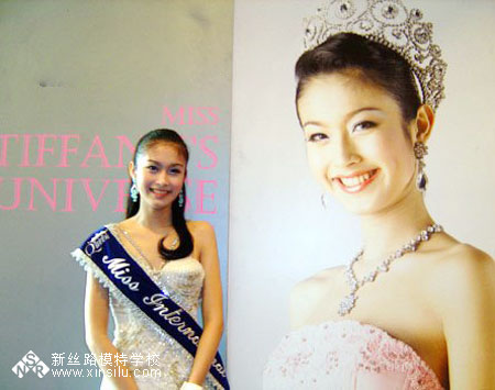 泰国极品模特<em>男女变错</em>身 - 风尚星闻 - 中国模特