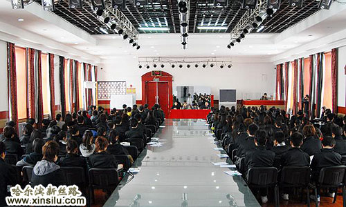 路从这里开始--写在哈尔滨新丝路学校09高考培