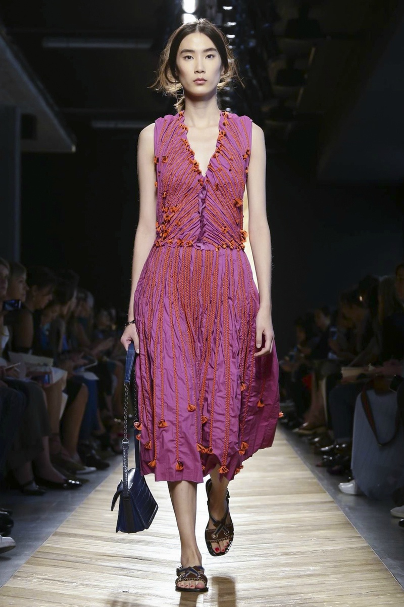 ѦսʱװBottega Veneta SS 2016